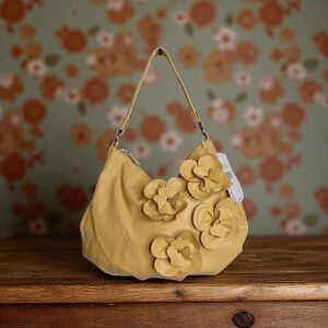 Nine‎ & Co. Gold Purse NWT